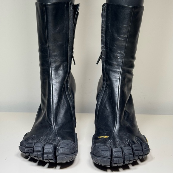 balenciaga vibram toe boots - Picture 2 of 4